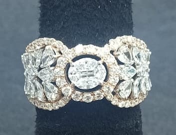 Ring R18 View 1