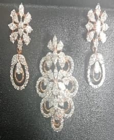 Pendant Set PE8 View 1
