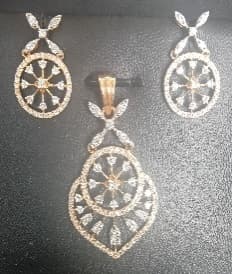 Pendant Set PE9 View 1