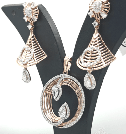 Pendant Set PE28 View 1