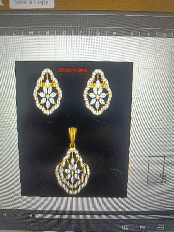 Pendant Set PE18 View 1