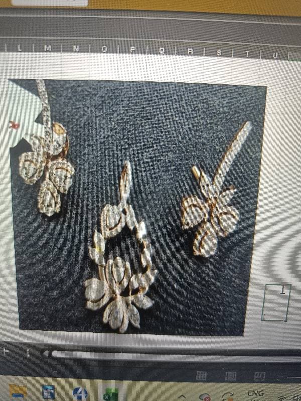 Pendant Set PE22 View 1